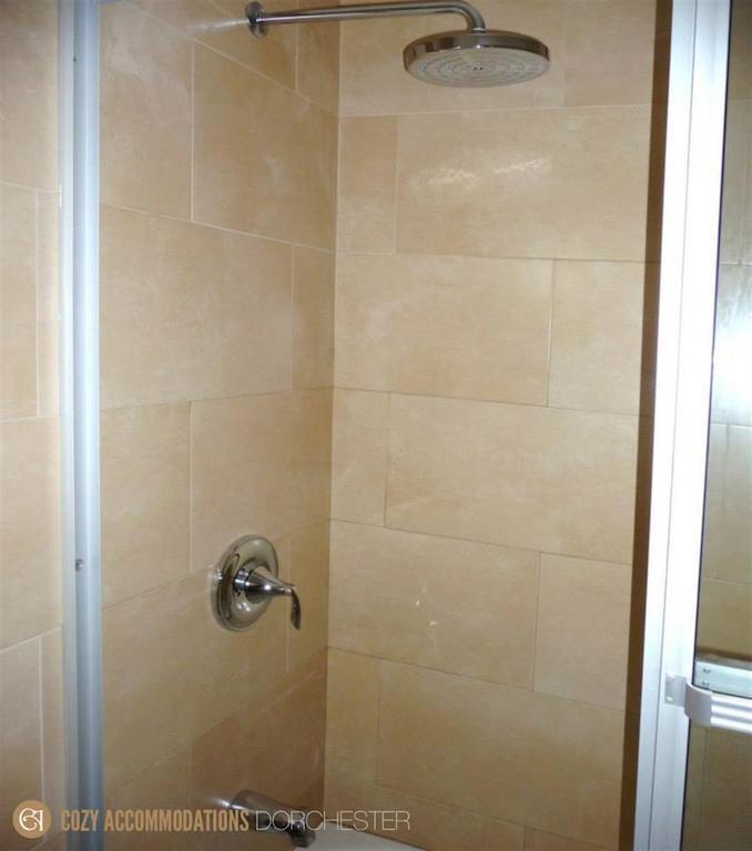 Cozy Accommodations - Dorchester City Line Kingston Quarto foto